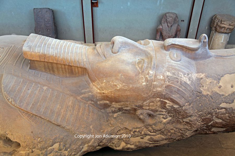 Statue King Rameses II, Memphis Statue King Rameses II, Memphis